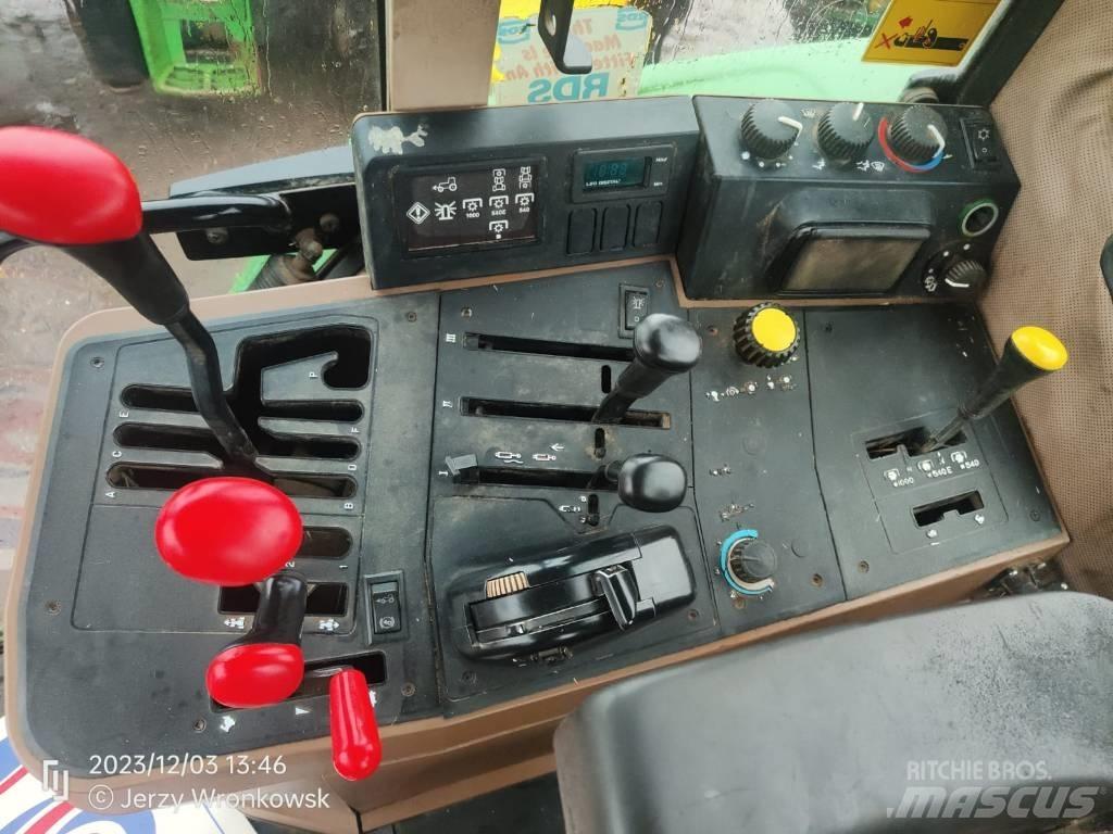 John Deere 6800 Traktorit