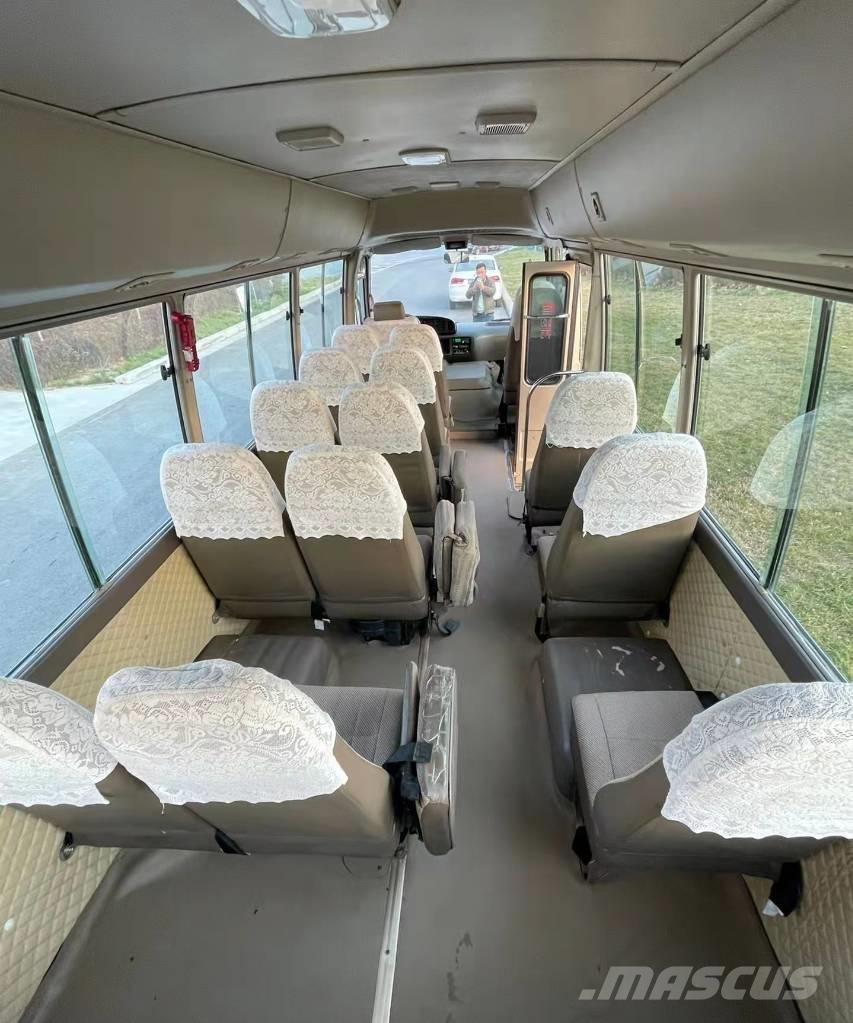 Toyota Coaster Bus Minibussit