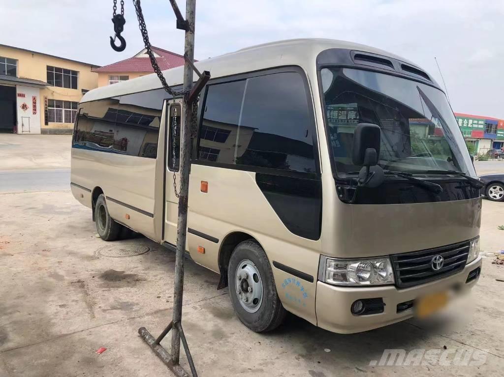 Toyota Coaster Bus Minibussit