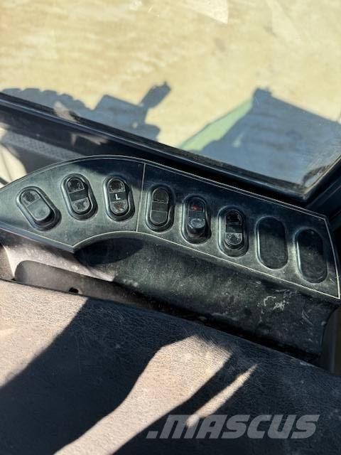 Komatsu WA 470-7 Pyöräkuormaajat