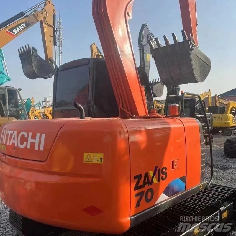 Hitachi ZX 70 Minikaivukoneet < 7t