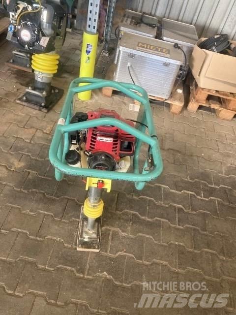 Ammann ATR30 Tärylevyt