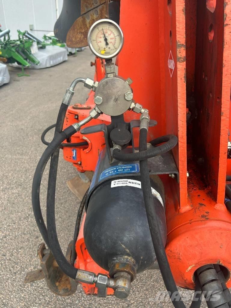 Kuhn Vari-Master 122 Paluuaurat