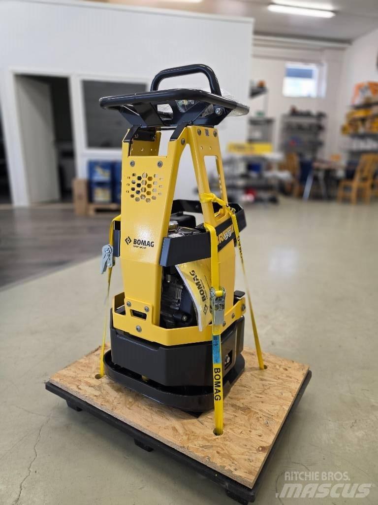 Bomag BR 95 Tärylevyt