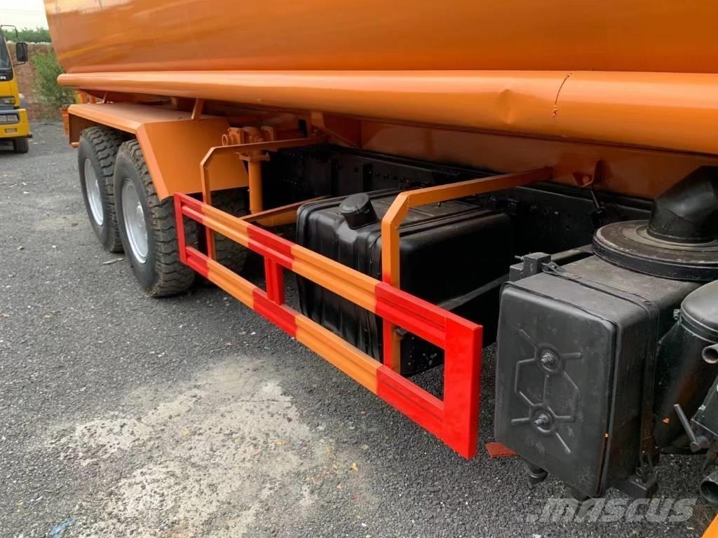 Shacman F3000 6X4 Vesisäiliöautot