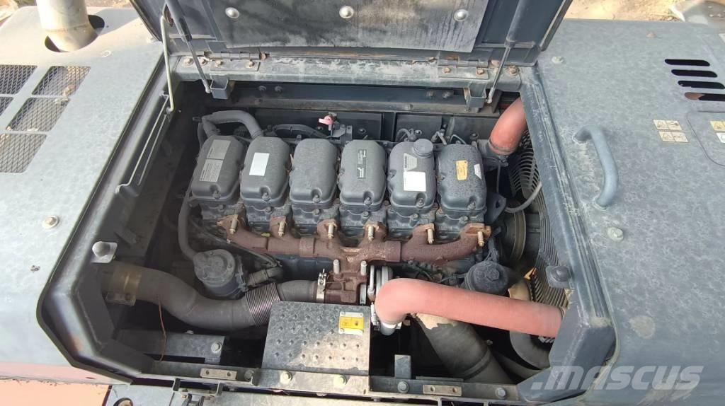 Doosan DX 530 LC-5 Telakaivukoneet