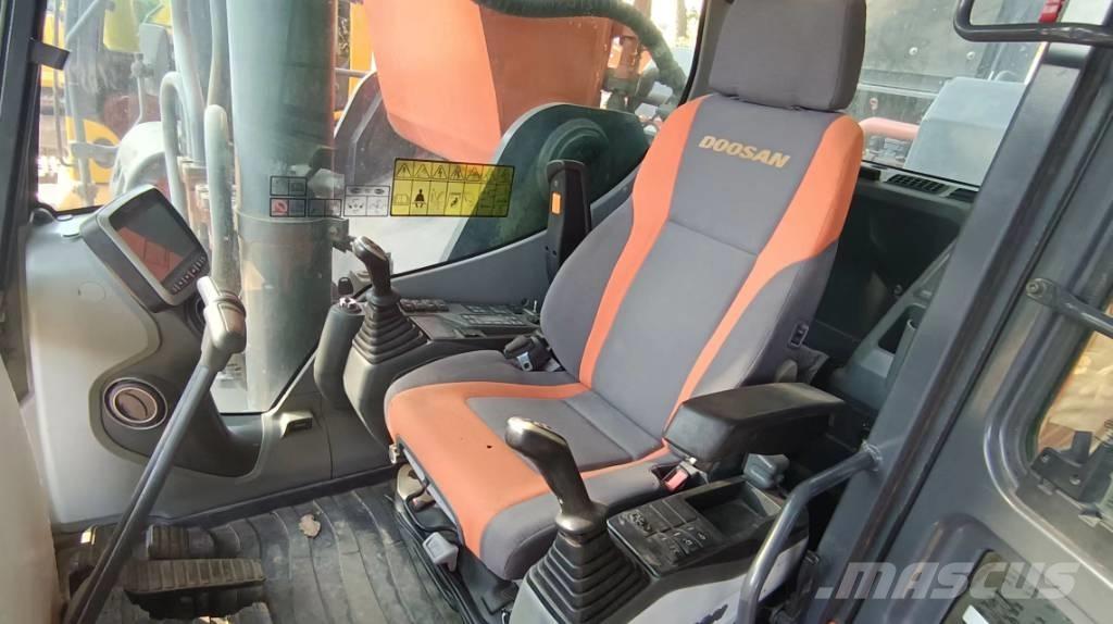 Doosan DX 530 LC-5 Telakaivukoneet