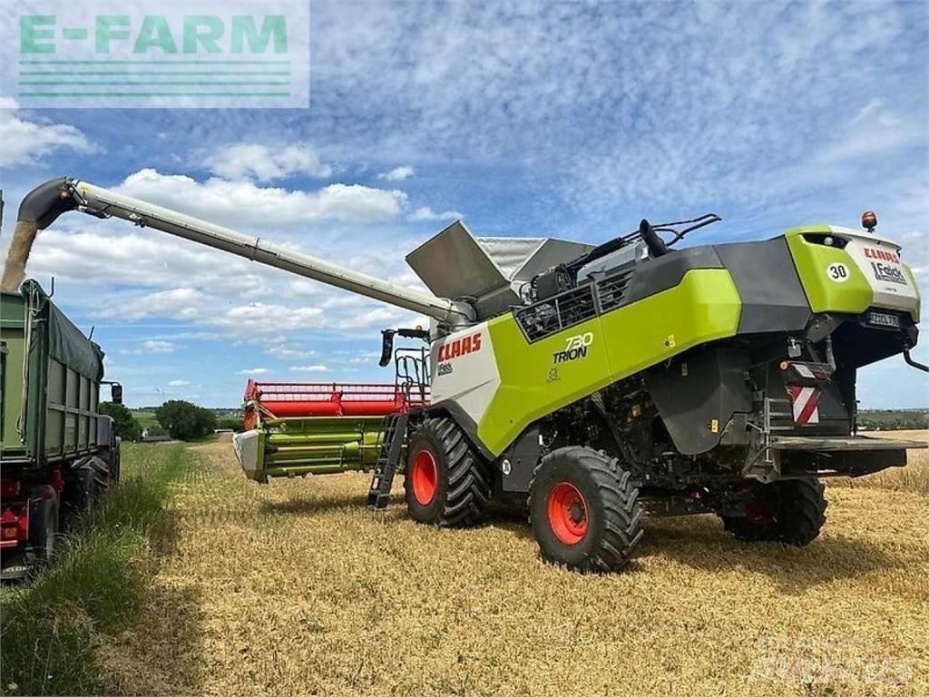 CLAAS trion 730 Leikkuupuimurit