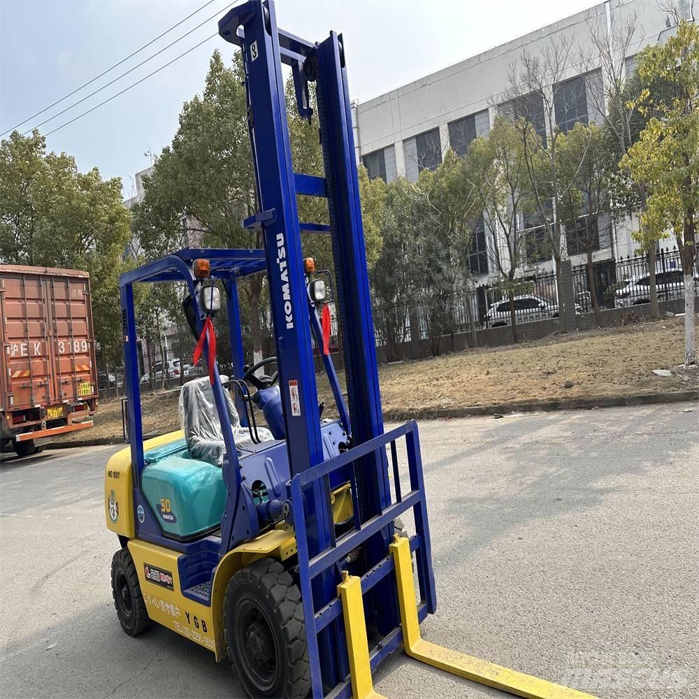 Komatsu FD30-14 Dieseltrukit