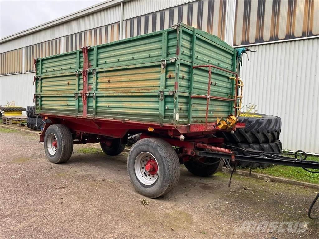 Agromet T-149 Sora- ja kippiperävaunut