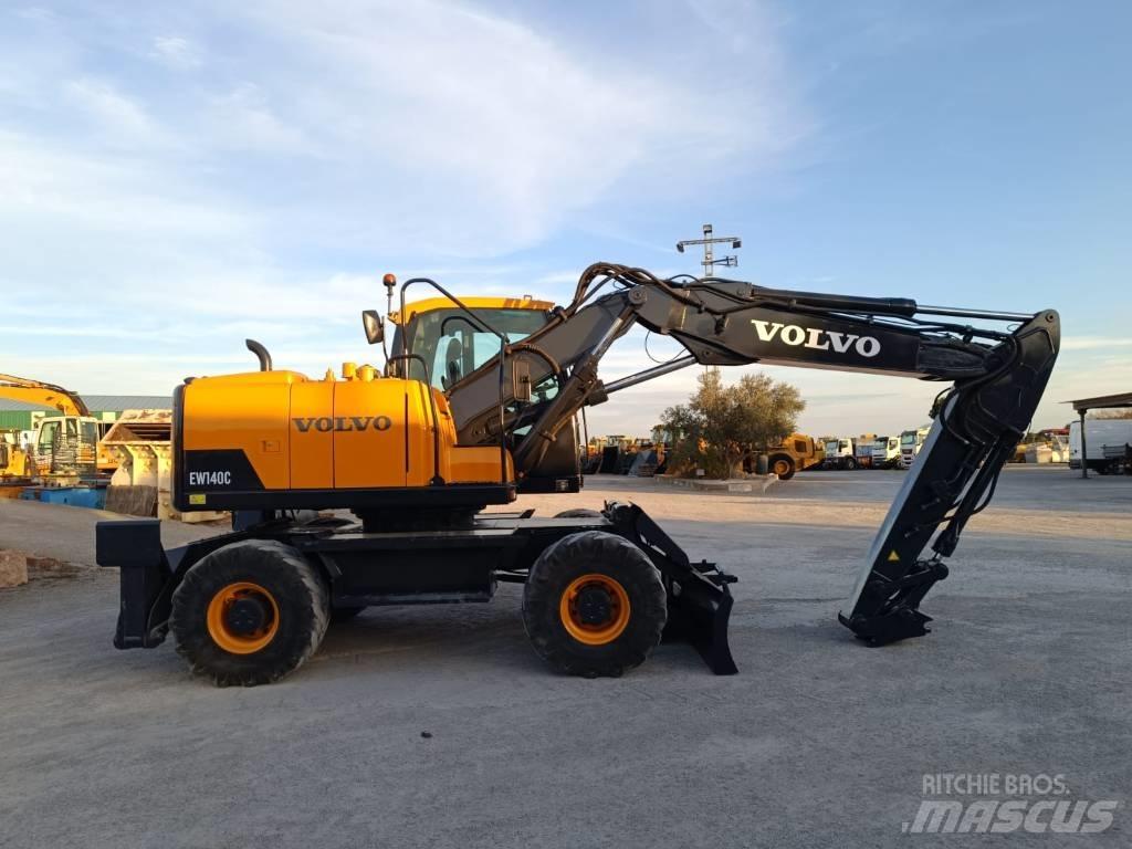 Volvo EW 140 C Pyöräkaivukoneet