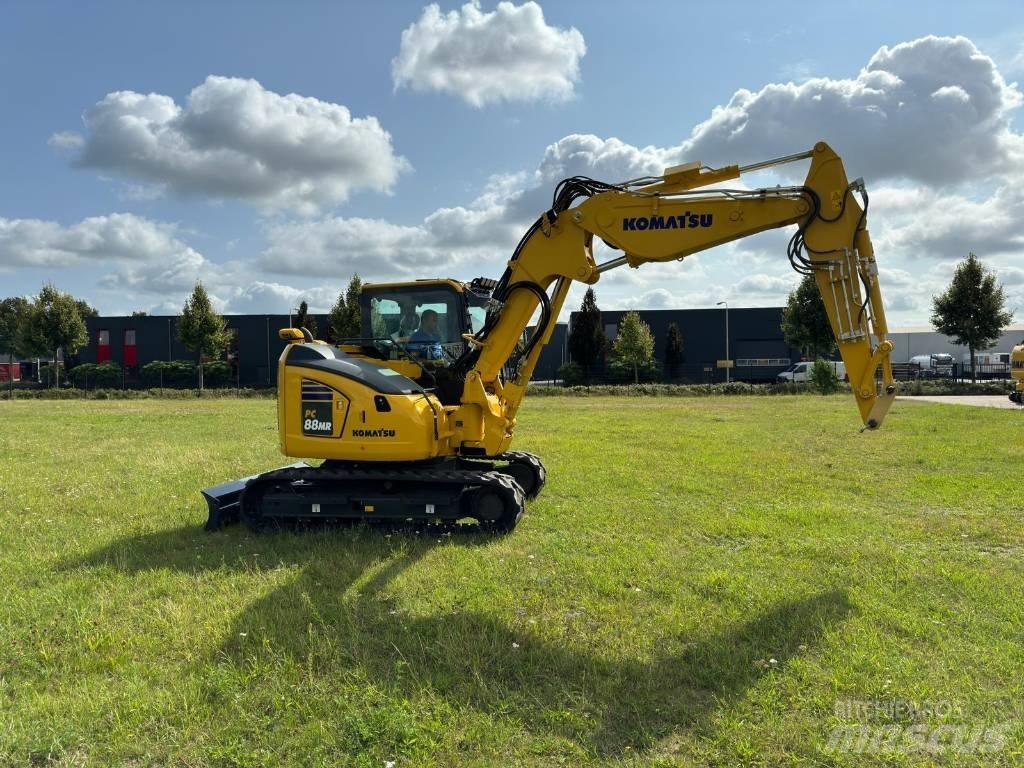 Komatsu PC88MR-11 Midikaivukoneet 7t - 12t