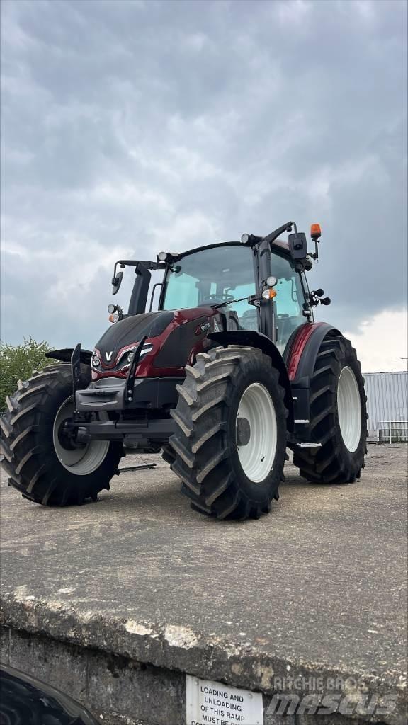 Valtra G 135 A Traktorit