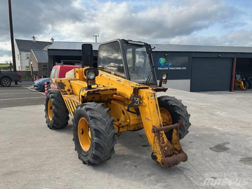 JCB 520 Loadall Maatalouskurottajat