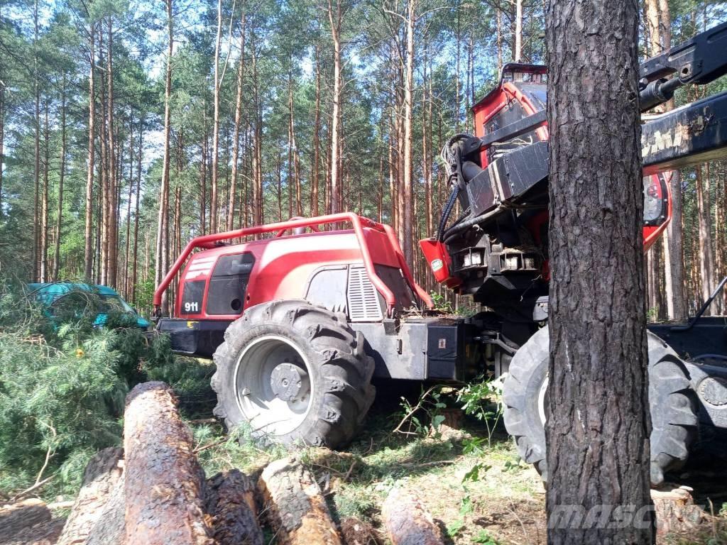 Komatsu 911.6 Harvesterit