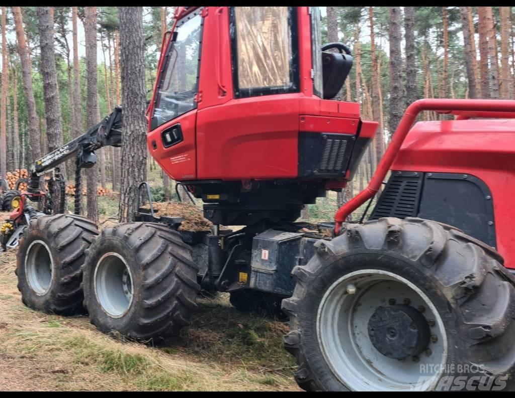 Komatsu 911.6 Harvesterit