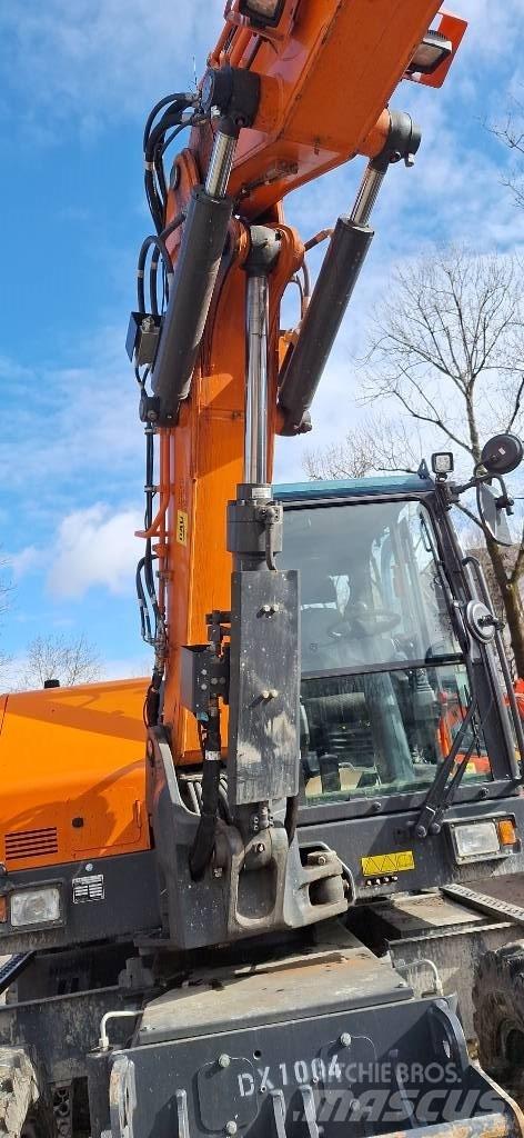 Doosan DX 100 W-7 Pyöräkaivukoneet