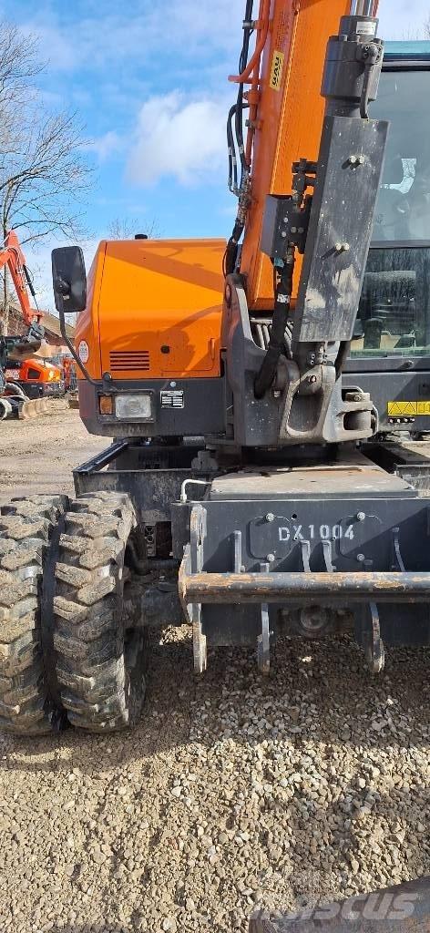 Doosan DX 100 W-7 Pyöräkaivukoneet