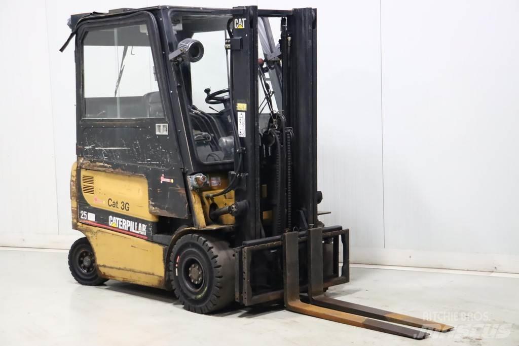 CAT EP25KPAC Sähkötrukit