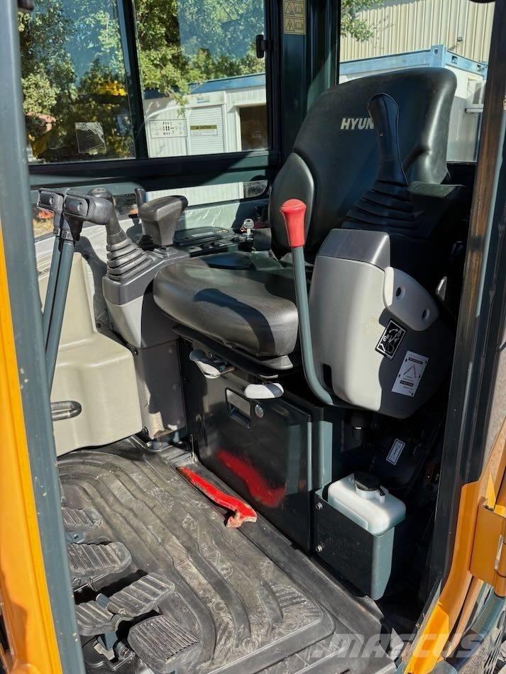 Hyundai R25Z-9 AK Minikaivukoneet < 7t