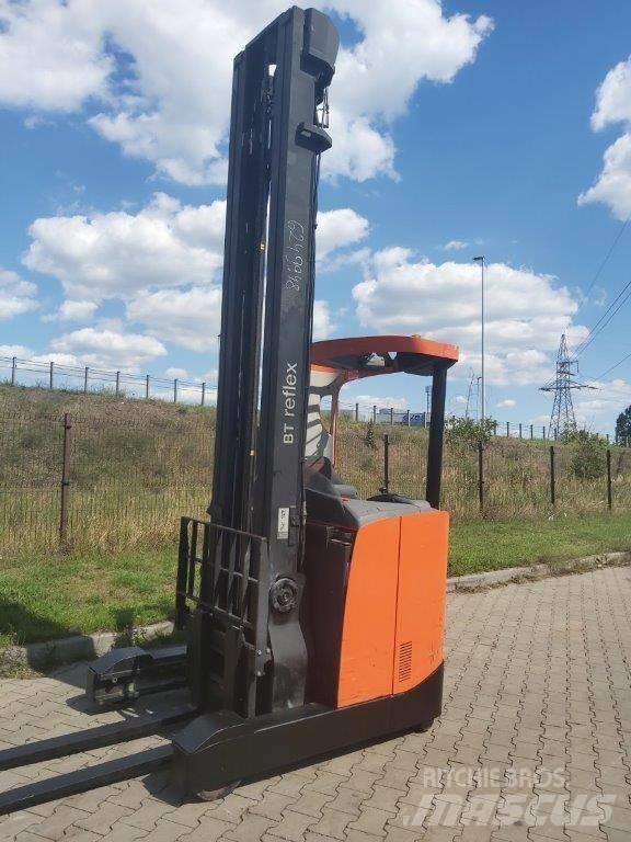 BT RR E 160 Työntömastotrukit