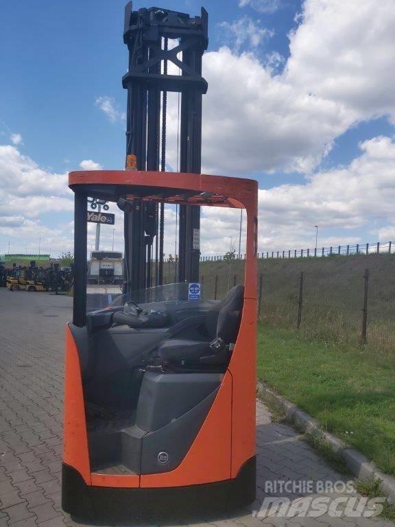 BT RR E 160 Työntömastotrukit