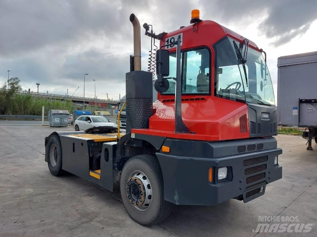Kalmar T2 Terminaalitraktorit