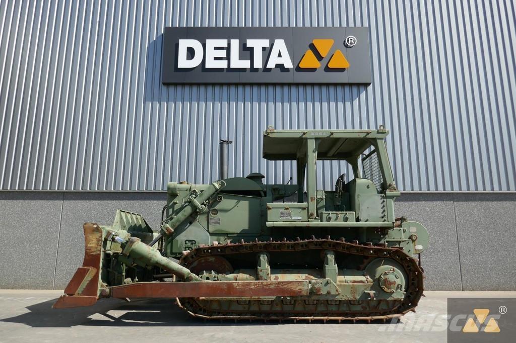 CAT D7F Ex-army Telaketjupuskutraktorit