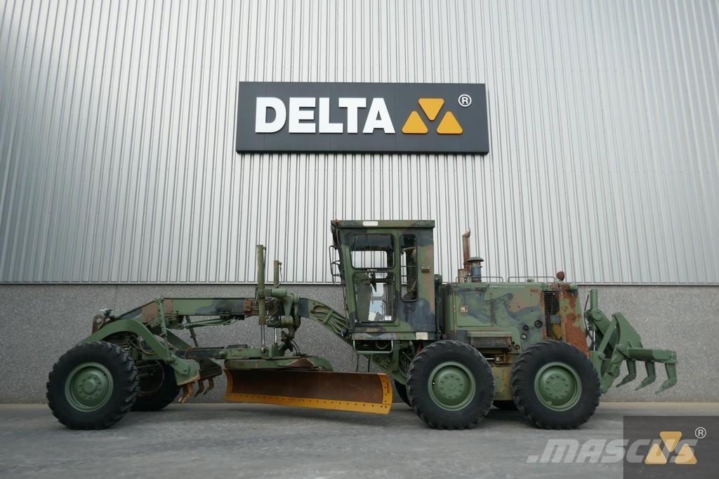 CAT 130G Ex-army Tiehöylät