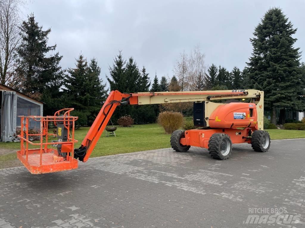 JLG 800 AJ Kuukulkijat
