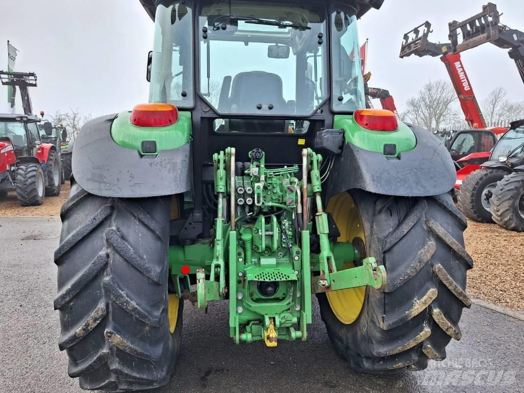 John Deere 6110 MC Traktorit