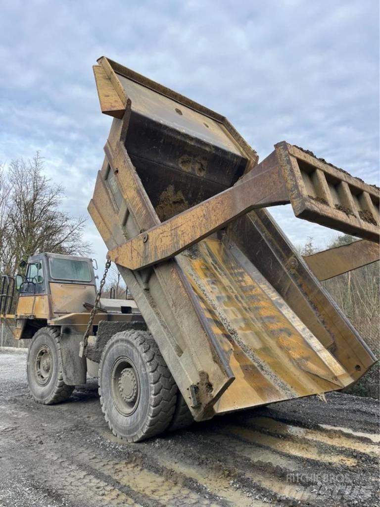 CAT 769 D Maansiirtoautot