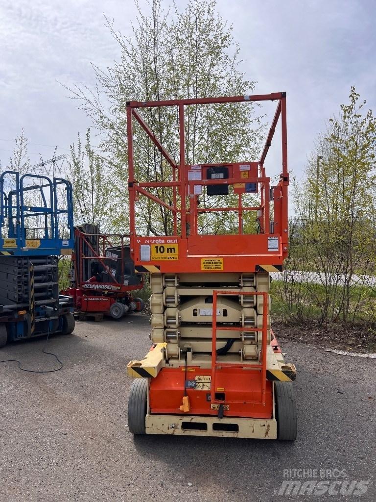 JLG 10 RS Saksilavat