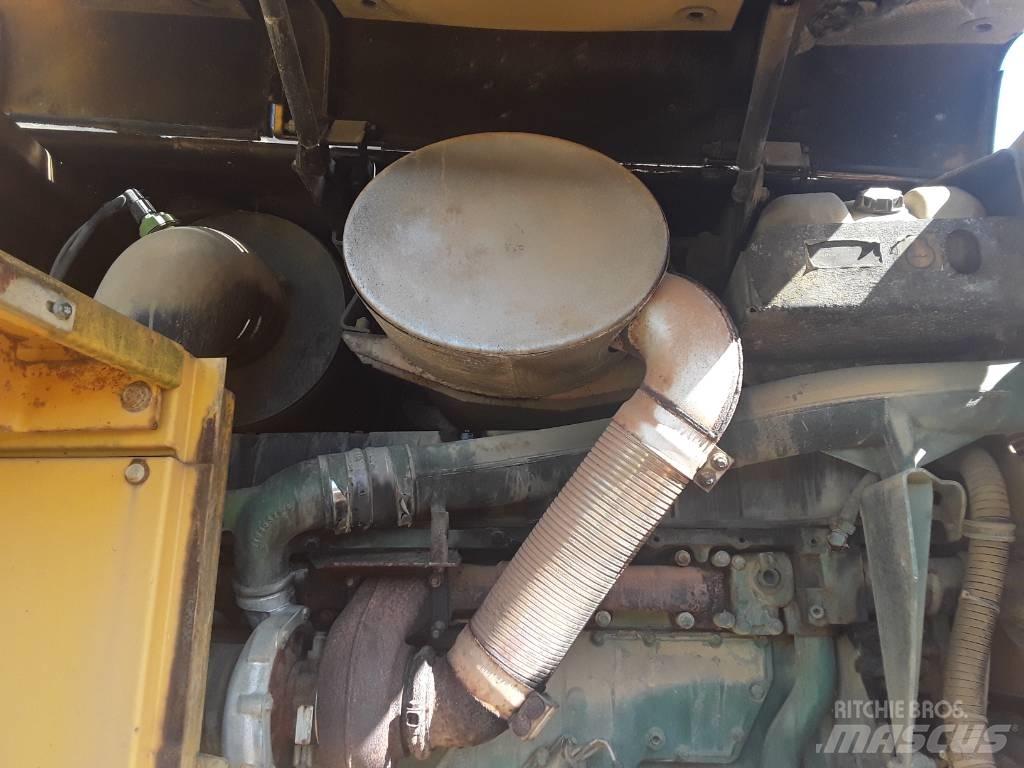 Volvo L 180 E Pyöräkuormaajat