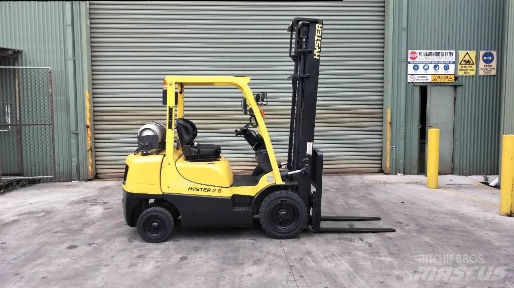 Hyster H2.5XT Nestekaasutrukit