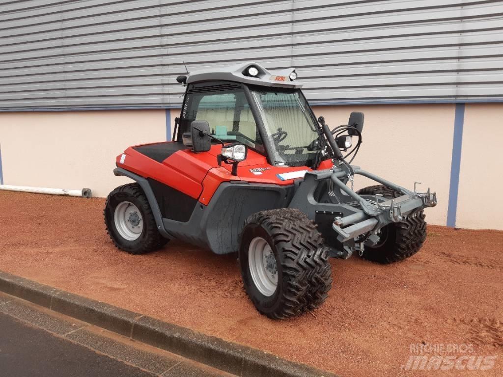 Aebi TT241 Traktorit
