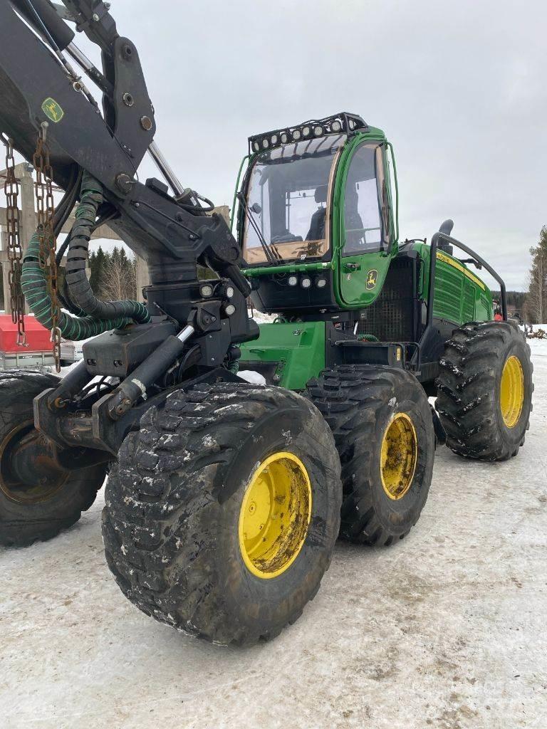 John Deere 1470G Harvesterit