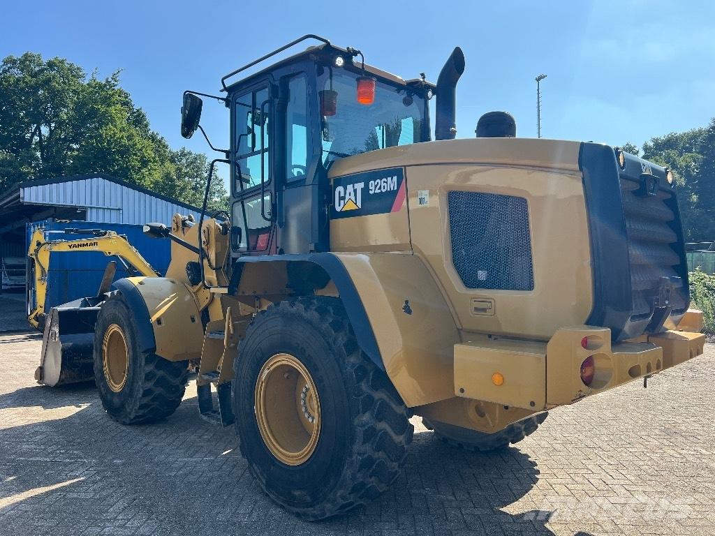 CAT 926M - 926 M Telakaivukoneet