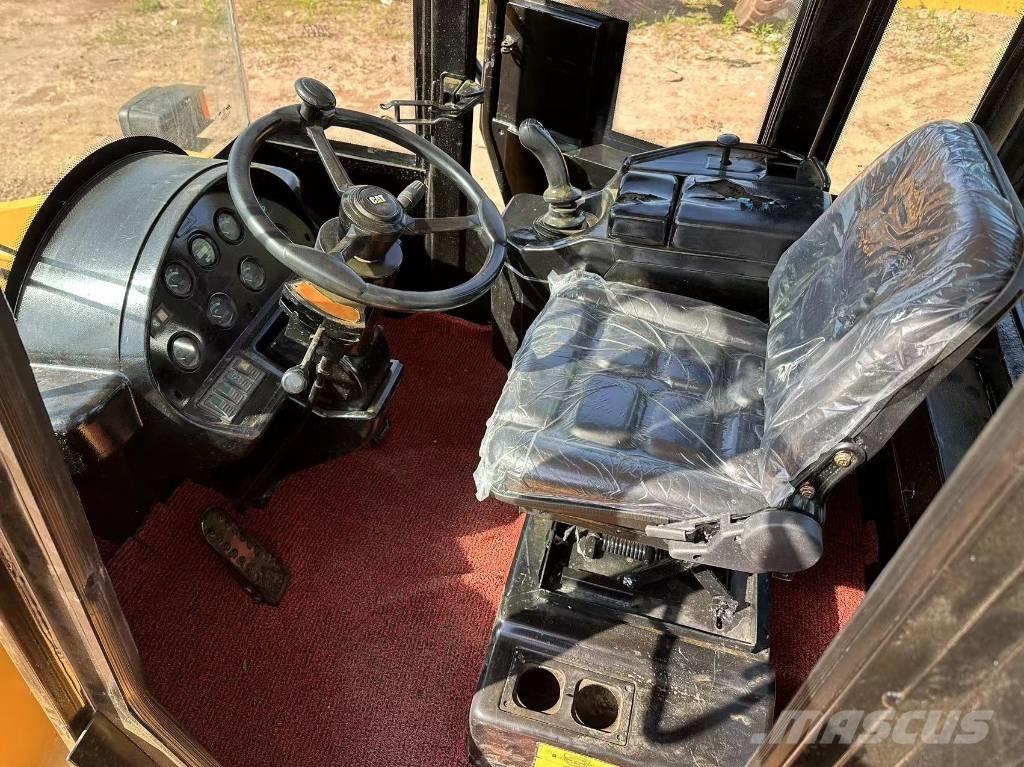 CAT 966H Pyöräkuormaajat