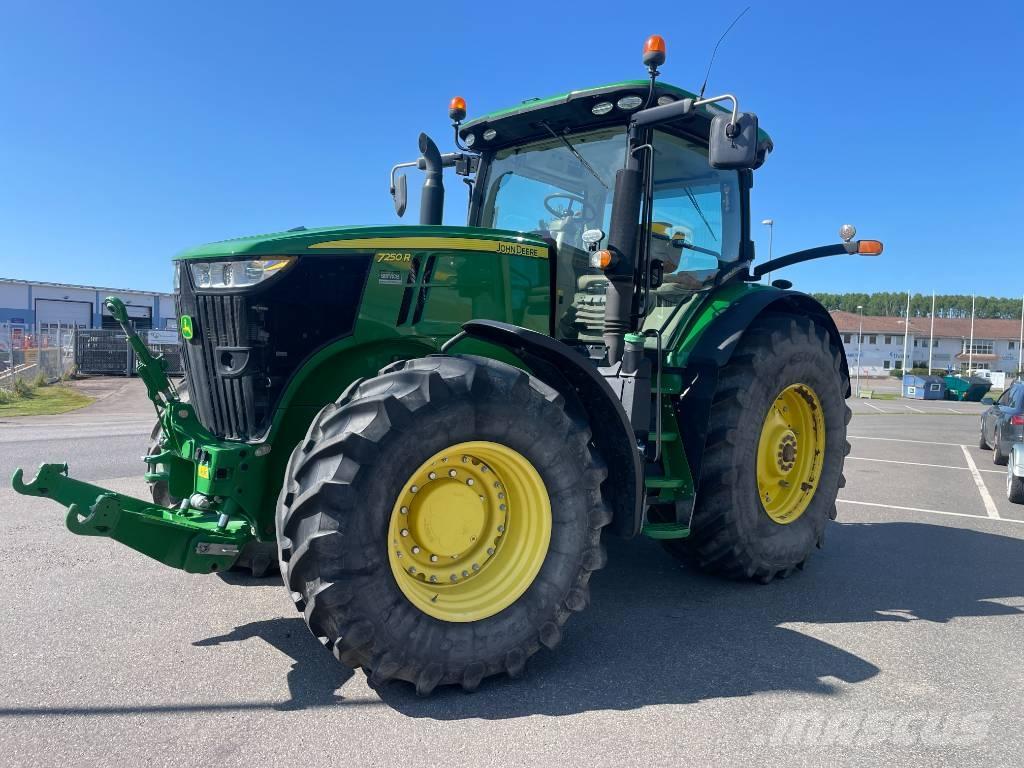 John Deere 7250 R Traktorit