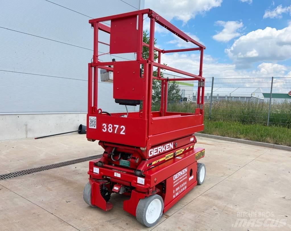 SkyJack SJ III 3215 Saksilavat