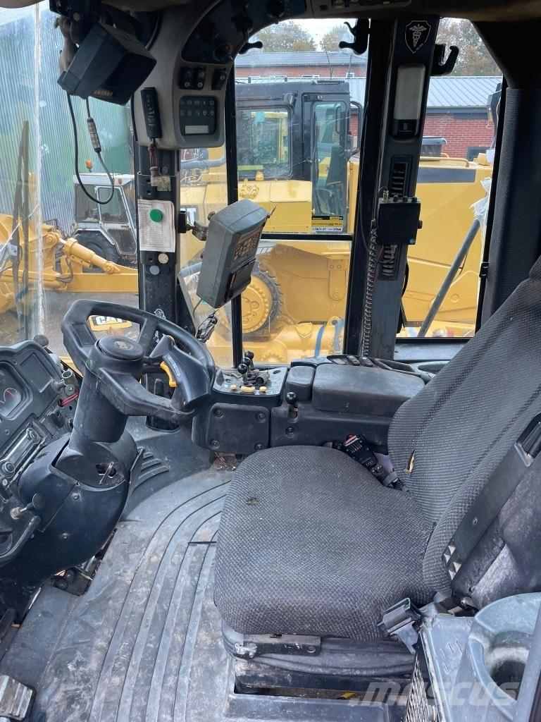 CAT 972H Pyöräkuormaajat