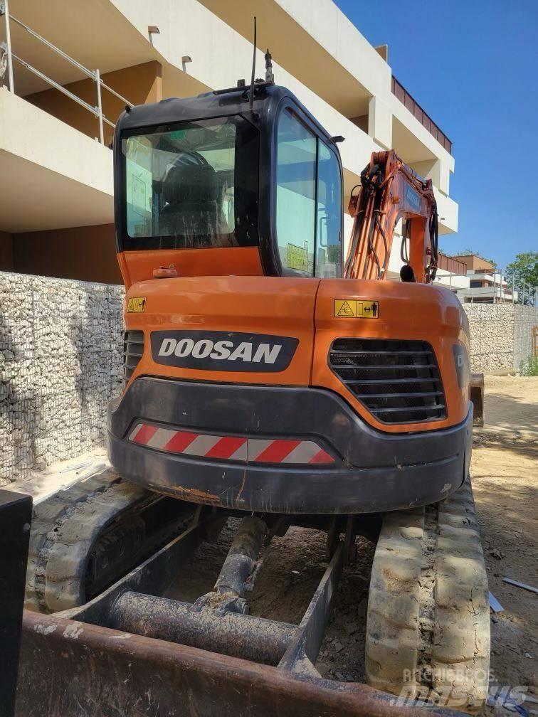 Doosan DX 62 R-3 Minikaivukoneet < 7t