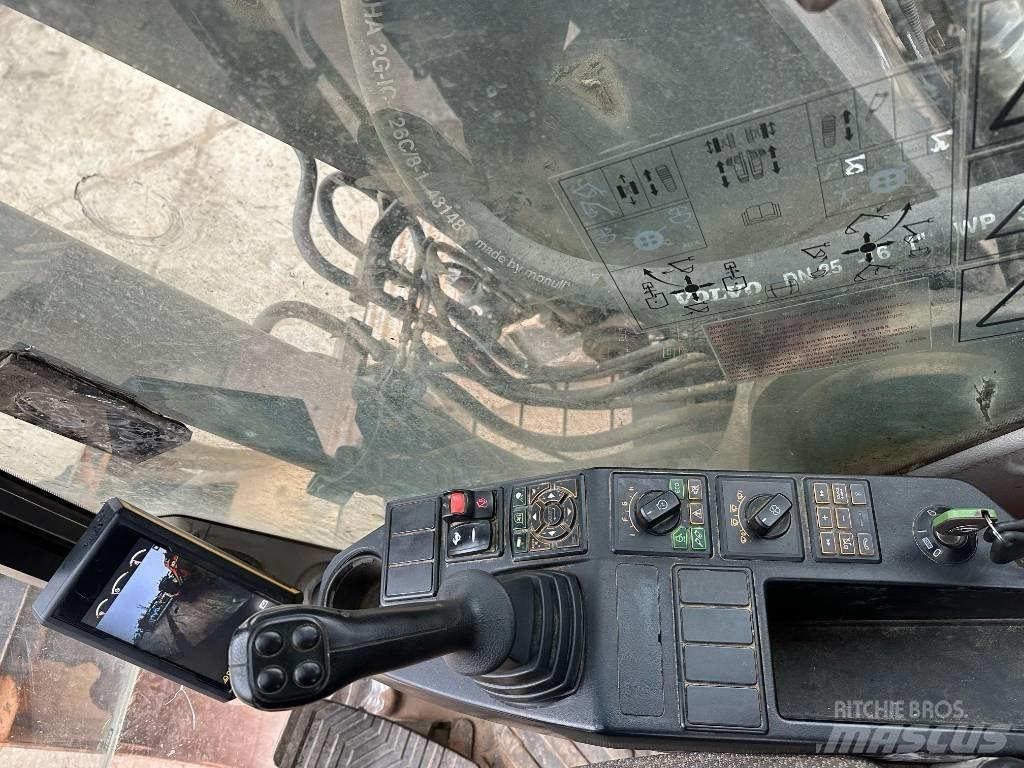Volvo EC 160 EL Telakaivukoneet