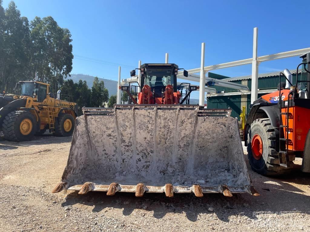 Hitachi ZW 550 - 6 Pyöräkuormaajat