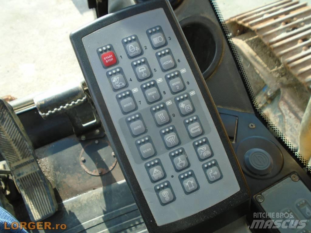 Liebherr R 916 Telakaivukoneet