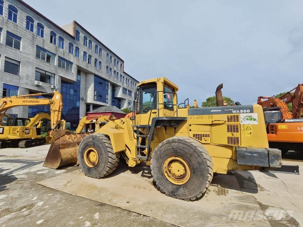Komatsu WA 500 Pyöräkuormaajat