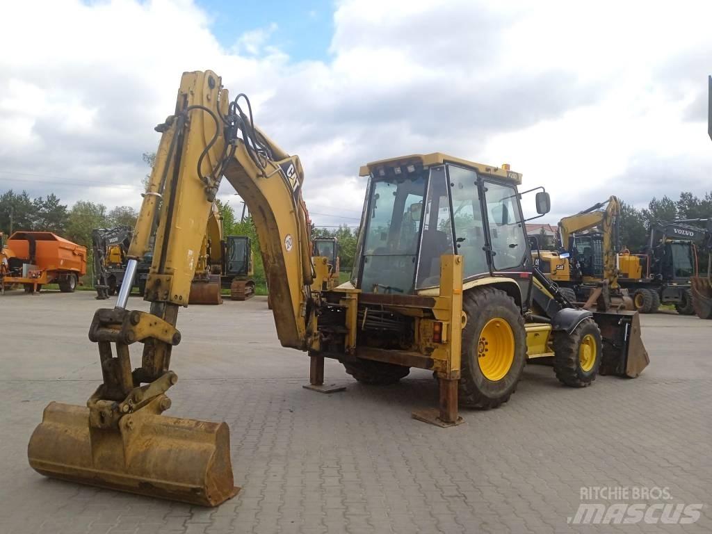 CAT 428 D Kaivurikuormaajat