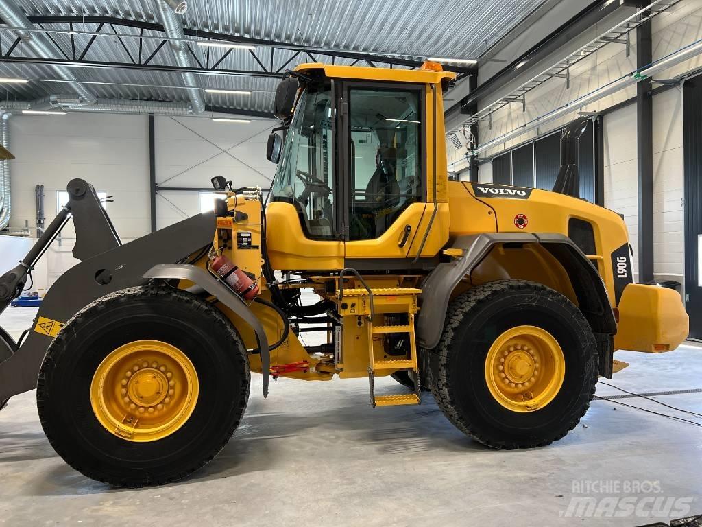Volvo L90G Pyöräkuormaajat