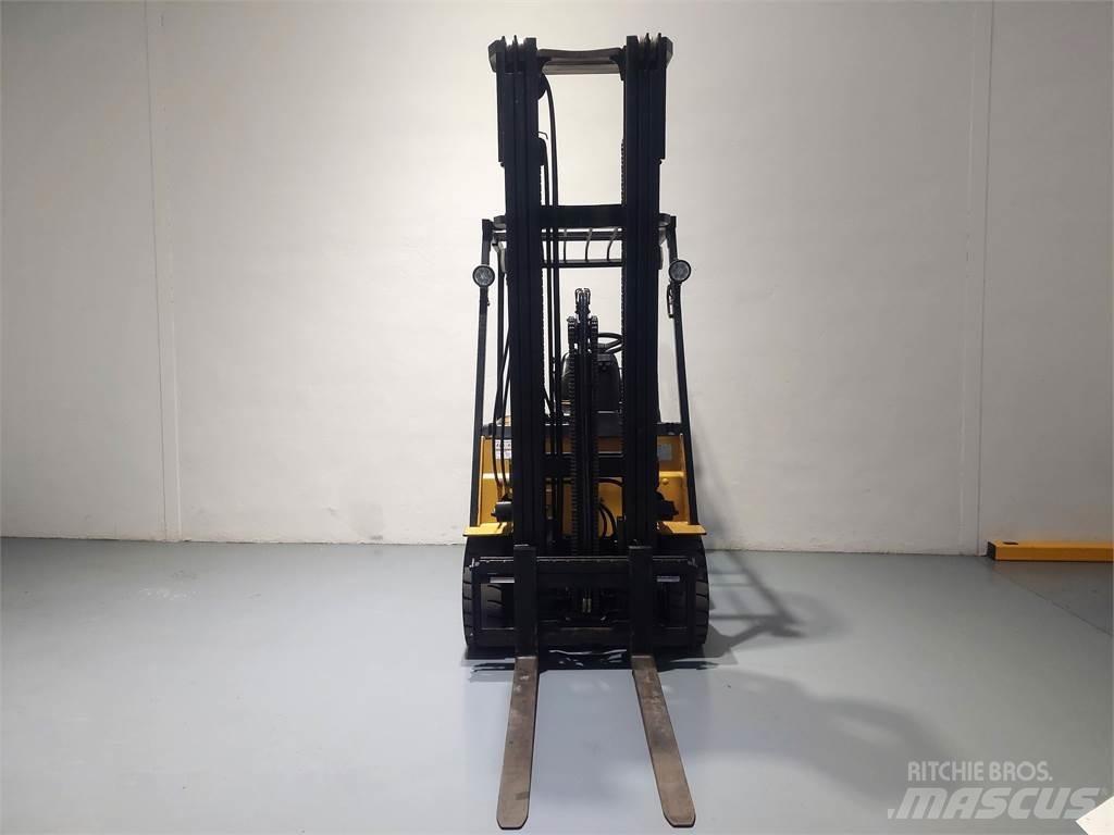 CAT EP25K PAC Sähkötrukit